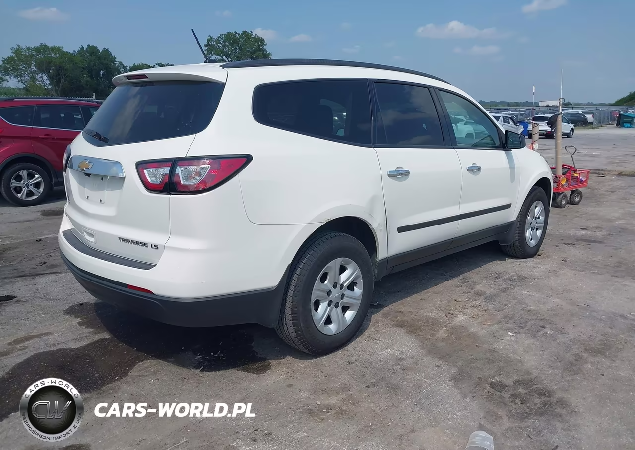 2015 Chevrolet Traverse Ls VIN:1GNKVFKD7FJ105903 - 4