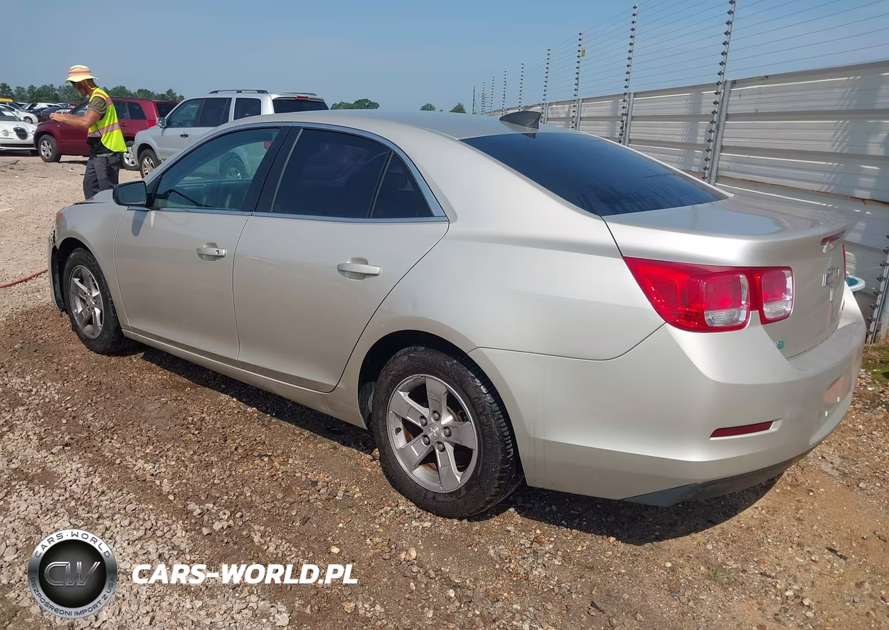 2015 Chevrolet Malibu 1Fl VIN:1G11A5SL3FF107953 - 3