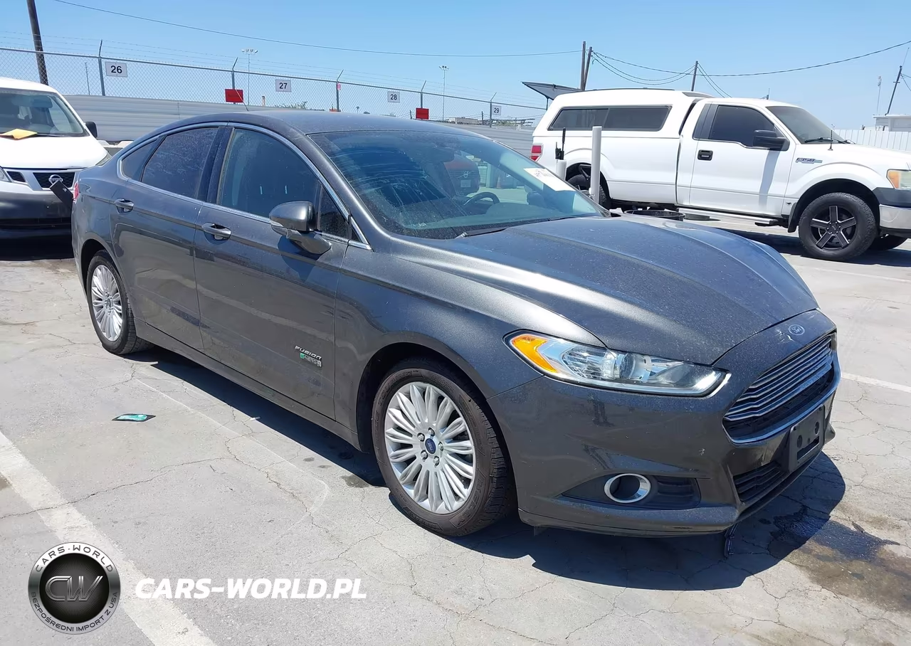 2016 Ford Fusion Energi Se Luxury – zdjęcie 1 z 16