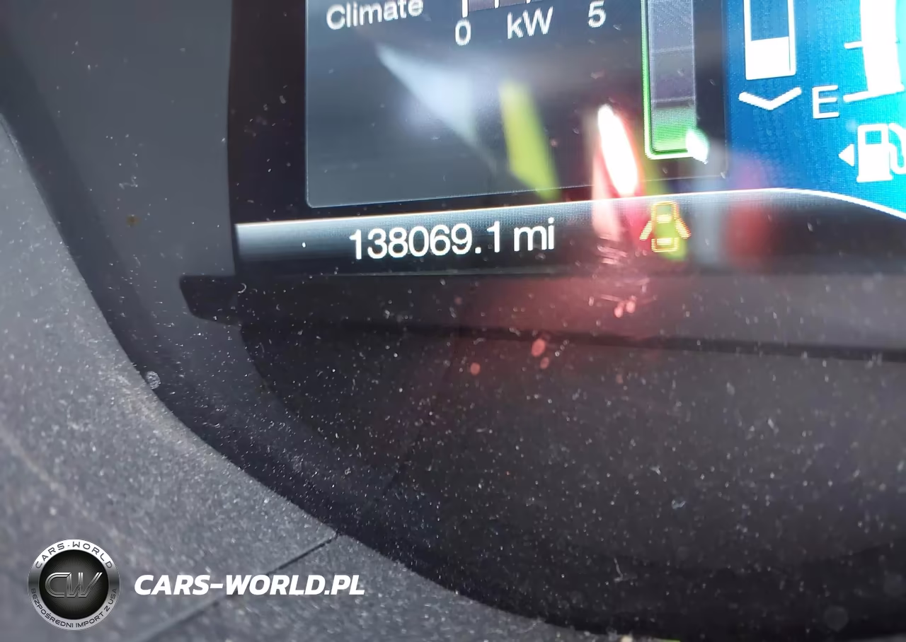 2016 Ford Fusion Energi Se Luxury VIN:3FA6P0PU8GR305065 - 15