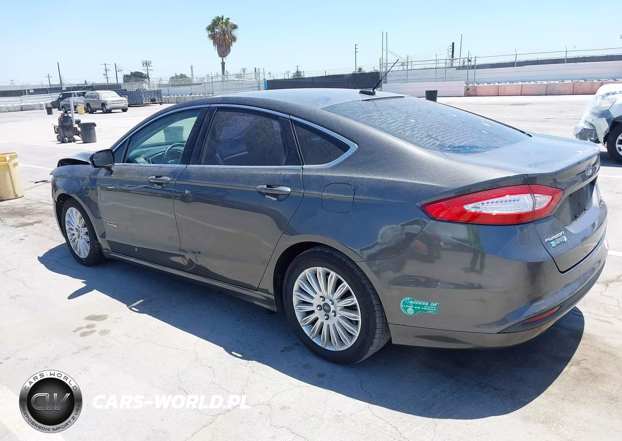 2016 Ford Fusion Energi Se Luxury VIN:3FA6P0PU8GR305065 - 3