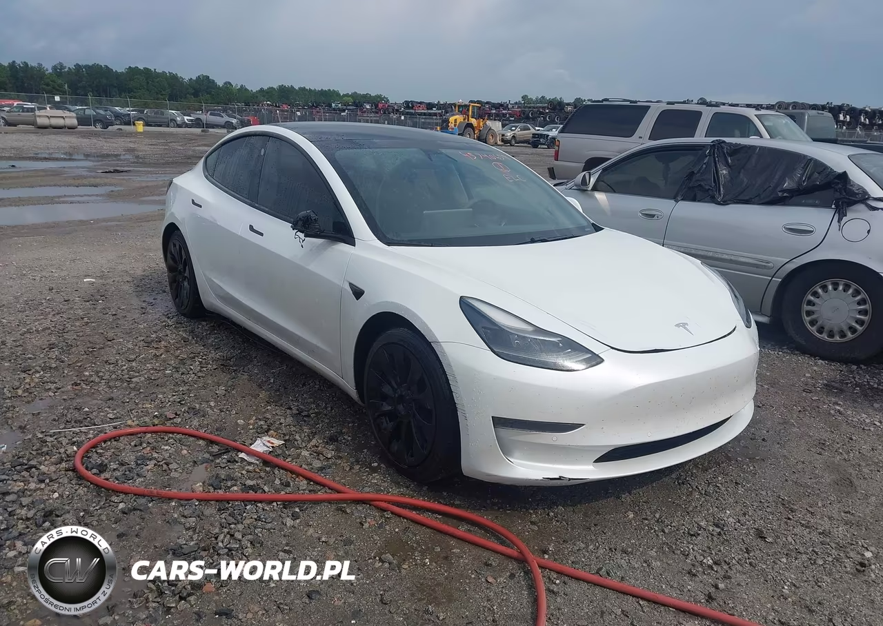 2021 Tesla Model 3 Standard Range Plus Rear-Wheel Drive – zdjęcie 1 z 18