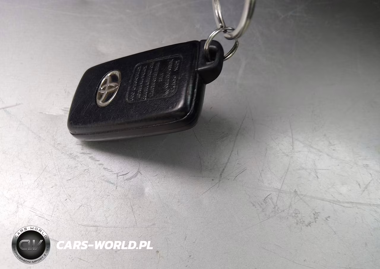 2012 Toyota Prius VIN:JTDKN3DU7C1519988 - 11