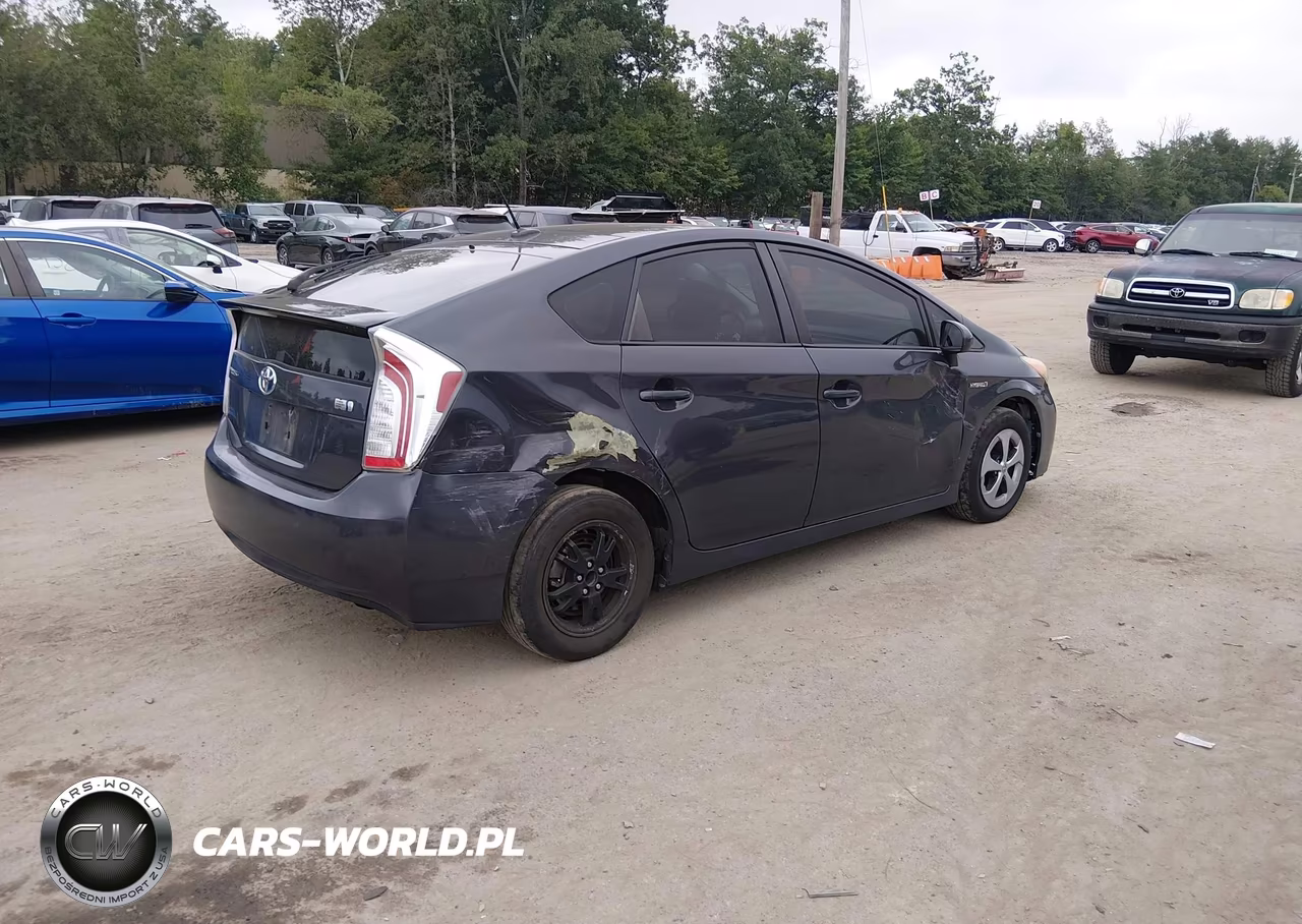 2012 Toyota Prius VIN:JTDKN3DU7C1519988 - 4