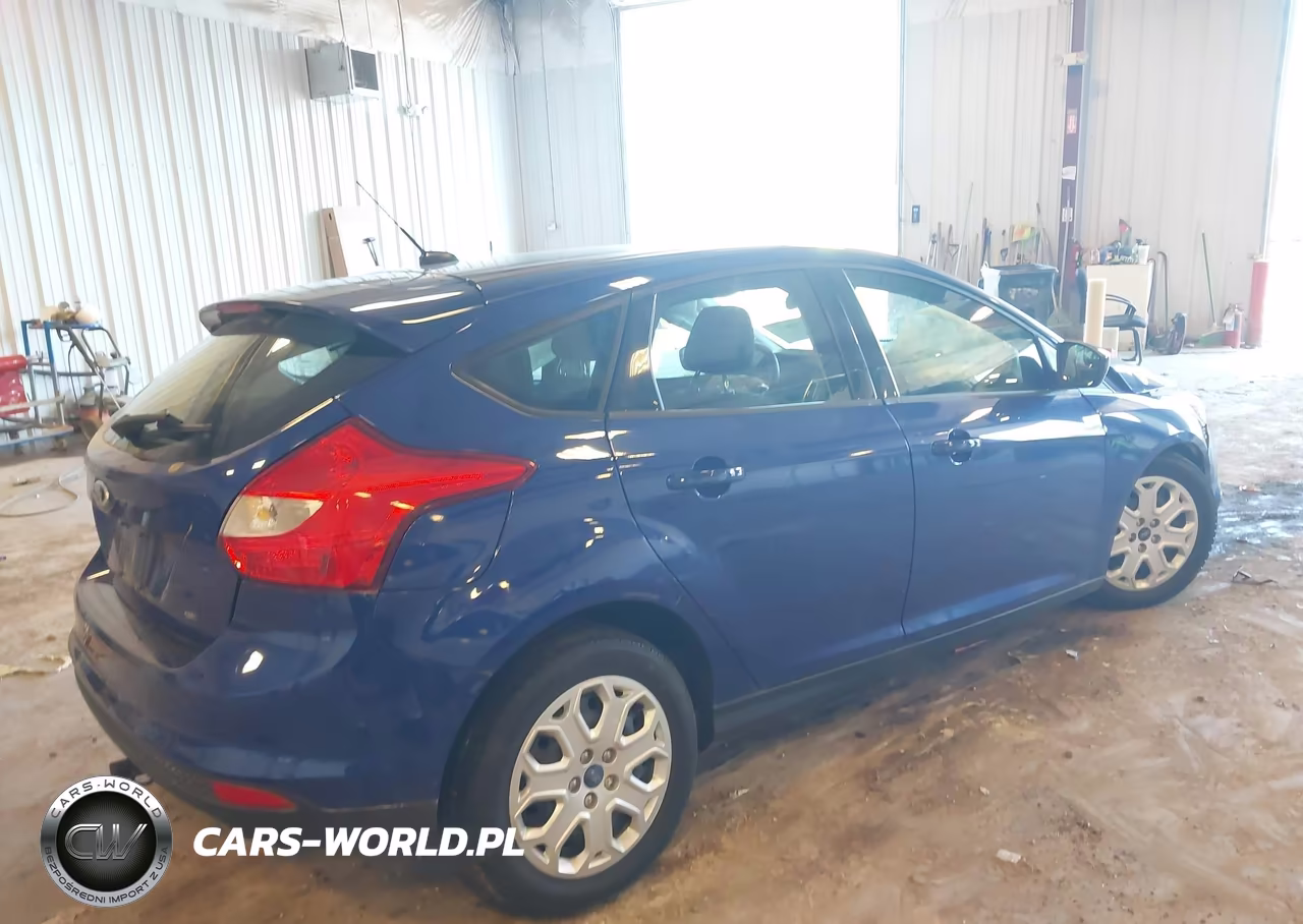 2012 Ford Focus Se VIN:1FAHP3K27CL249760 - 4