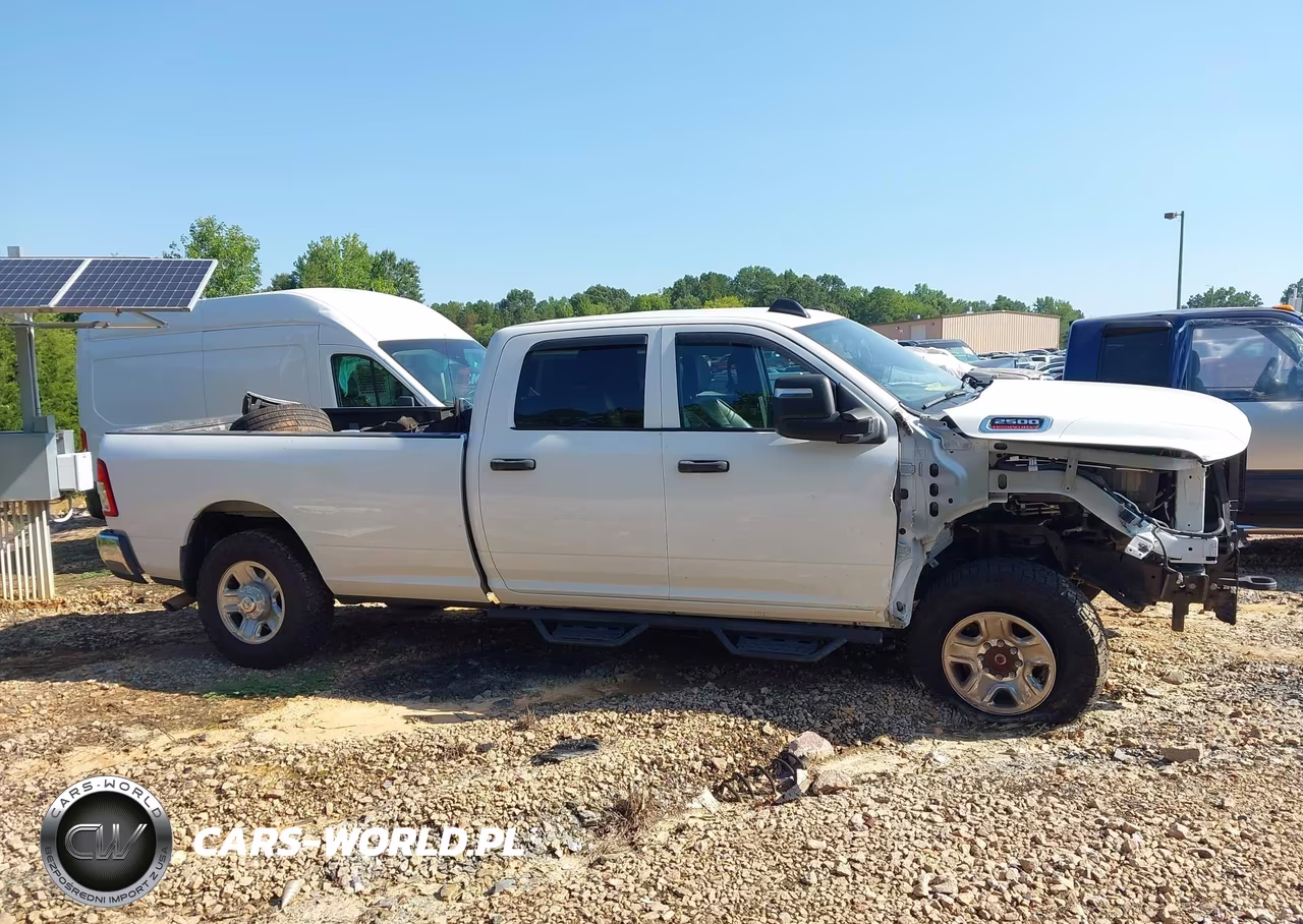 2023 Ram 2500 Tradesman 4X4 8' Box VIN:3C6UR5HJ8PG529274 - 13