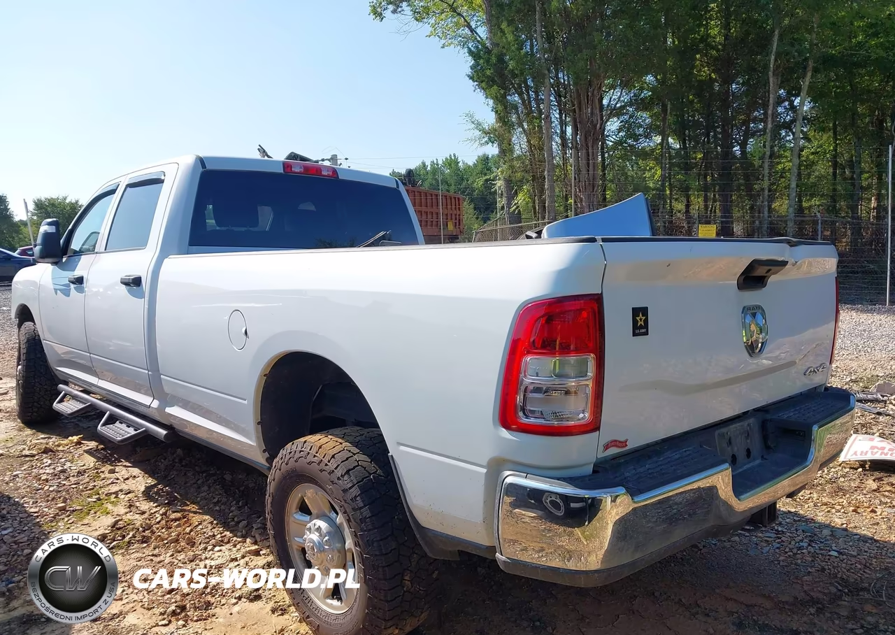 2023 Ram 2500 Tradesman 4X4 8' Box VIN:3C6UR5HJ8PG529274 - 14