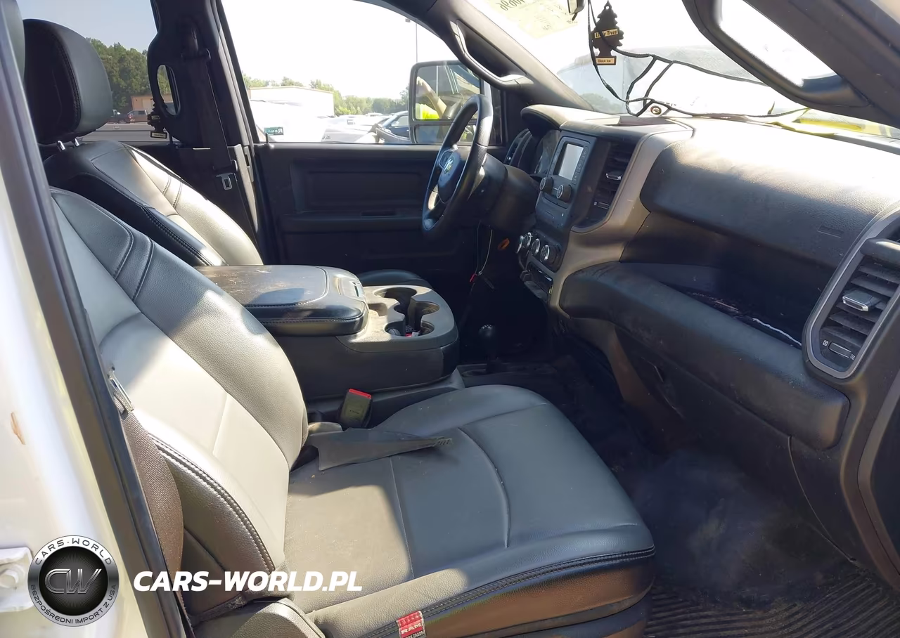 2023 Ram 2500 Tradesman 4X4 8' Box VIN:3C6UR5HJ8PG529274 - 5