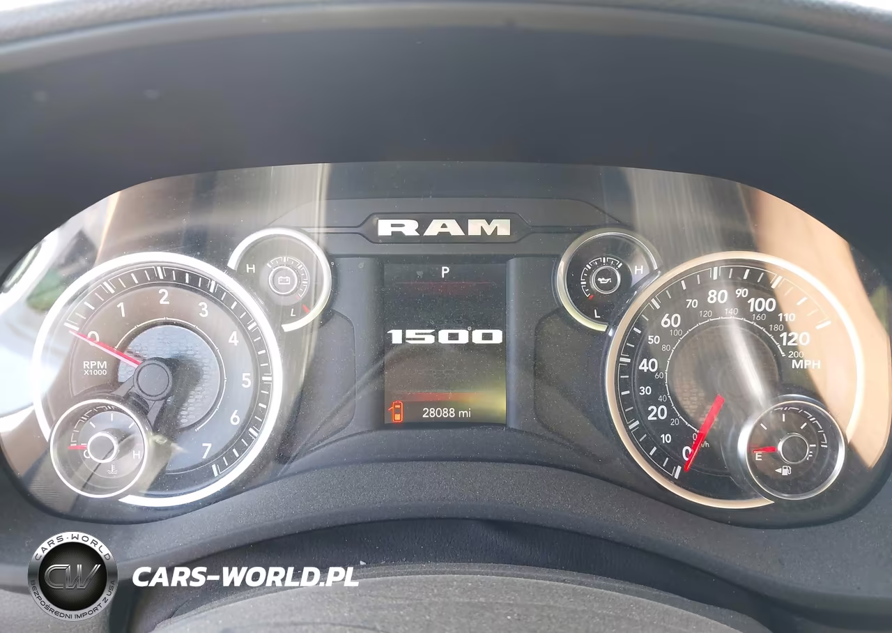 2023 Ram 2500 Tradesman 4X4 8' Box VIN:3C6UR5HJ8PG529274 - 7
