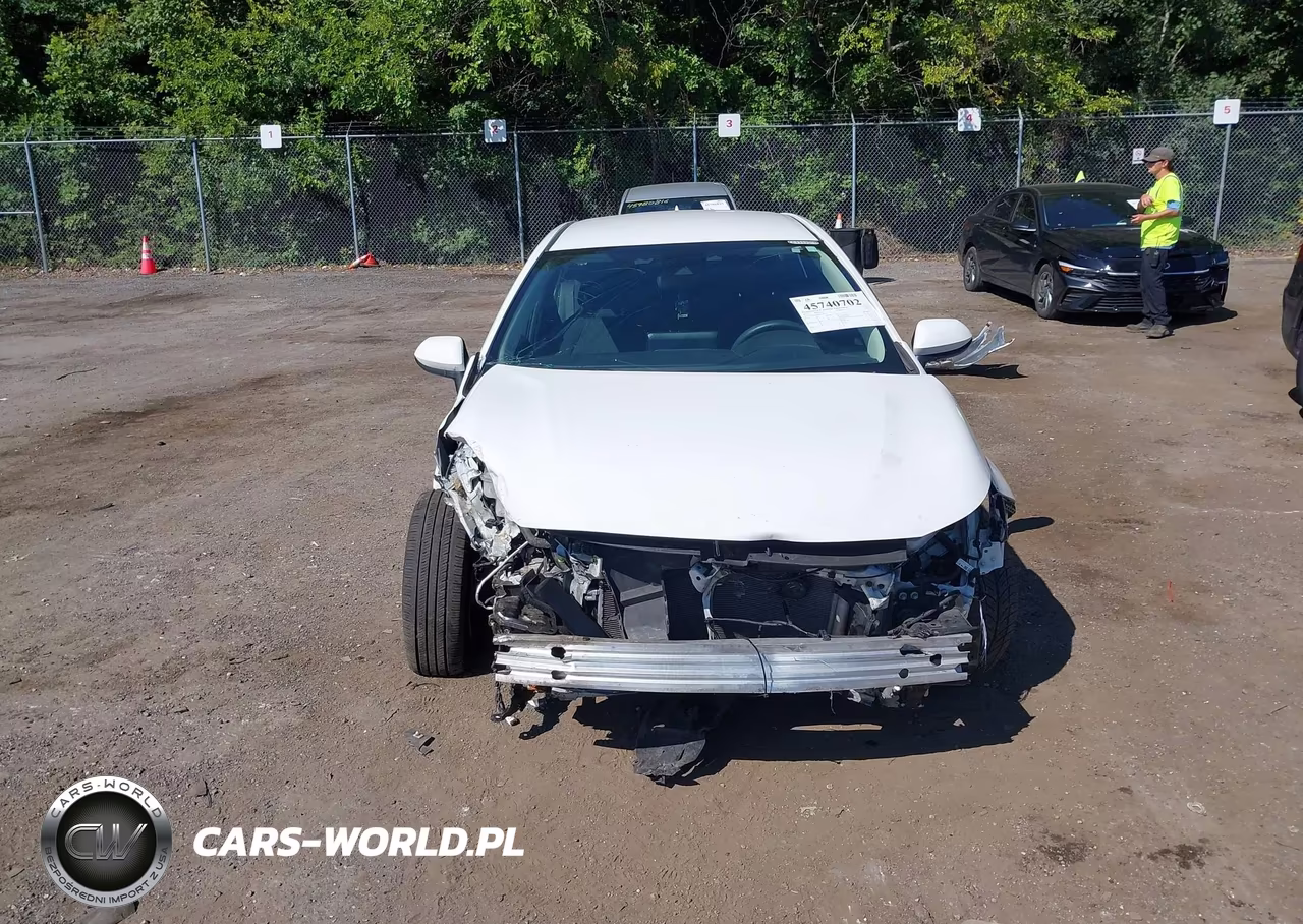 2022 Toyota Corolla Le VIN:5YFEPMAE4NP355950 - 13