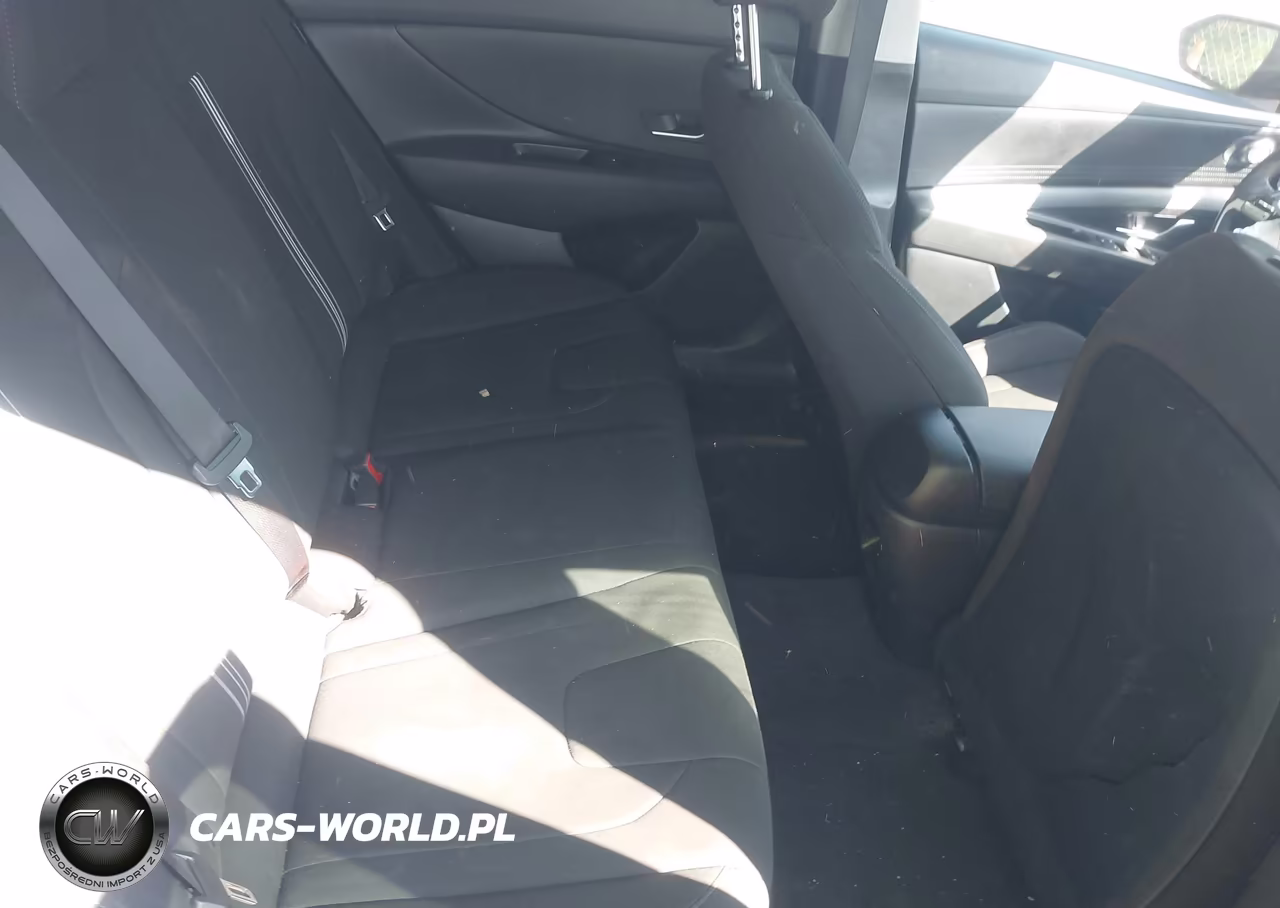 2024 Hyundai Elantra Sel VIN:KMHLM4DGXRU751110 - 8