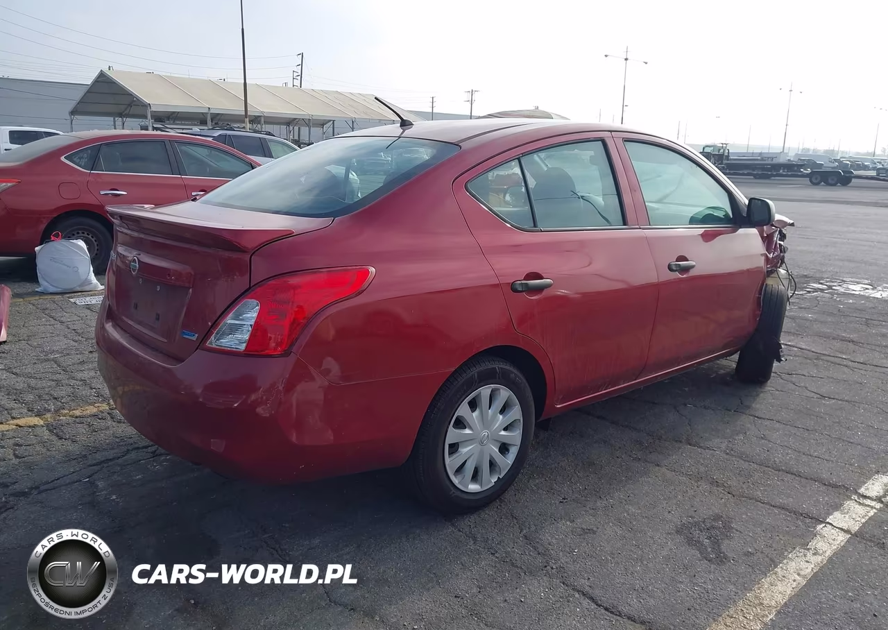 2014 Nissan Versa 1.6 S+ VIN:3N1CN7AP0EL830932 - 4