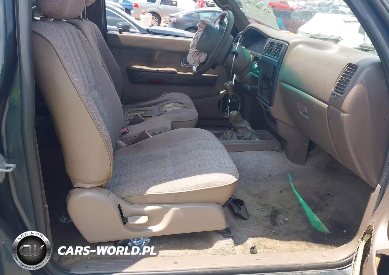 1997 Toyota Tacoma Base V6 VIN:4TAWN72N6VZ269017 - 5