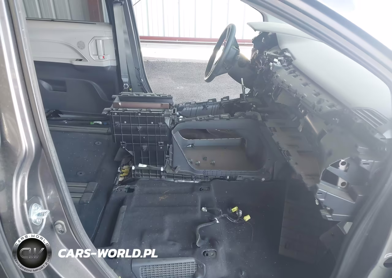 2024 Toyota Sienna Xle VIN:5TDYRKEC4RS207069 - 5