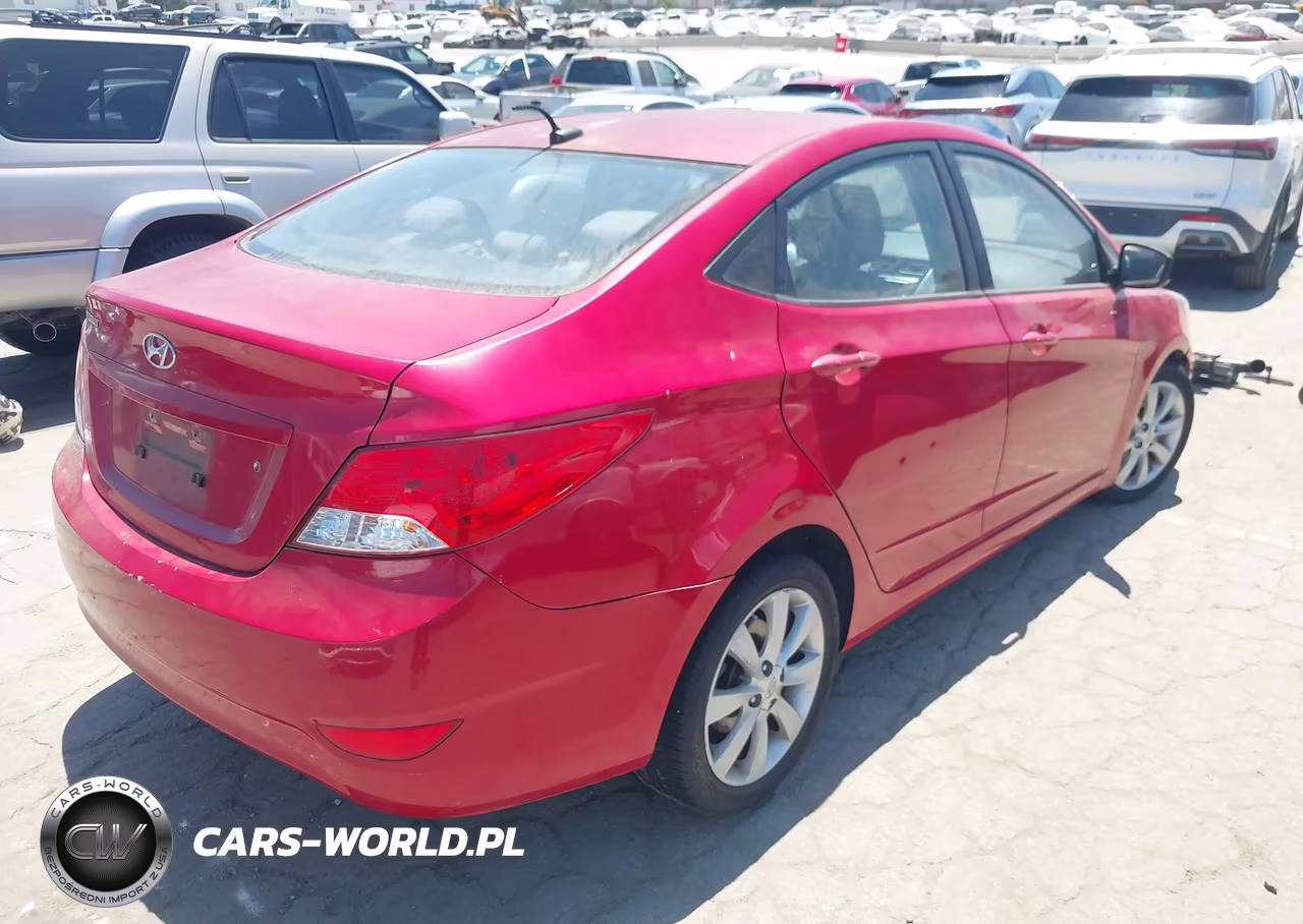 2014 Hyundai Accent Gls VIN:KMHCU4AE0EU624542 - 4