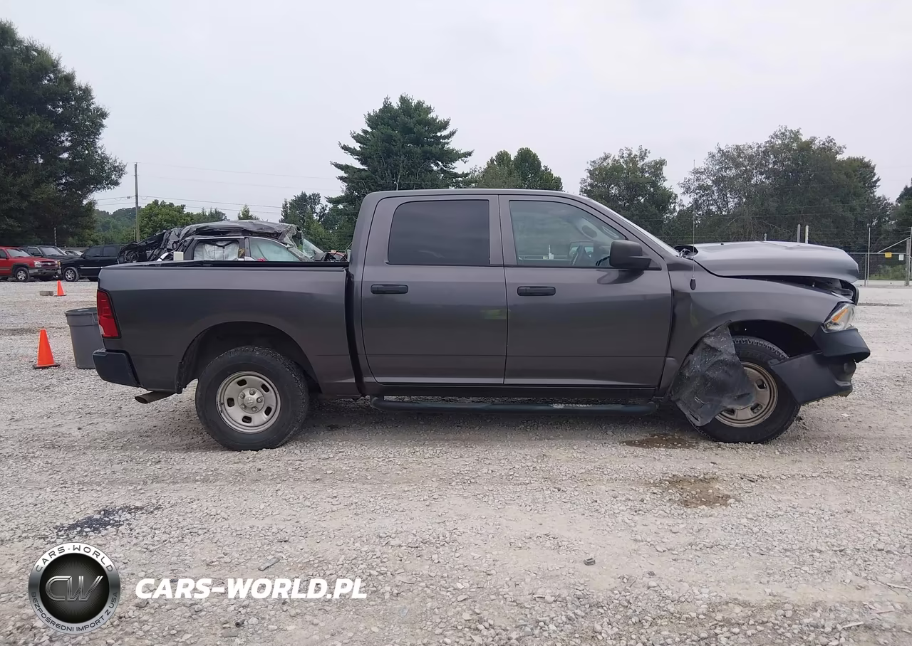 2016 Ram 1500 Tradesman VIN:1C6RR6KG9GS340294 - 13