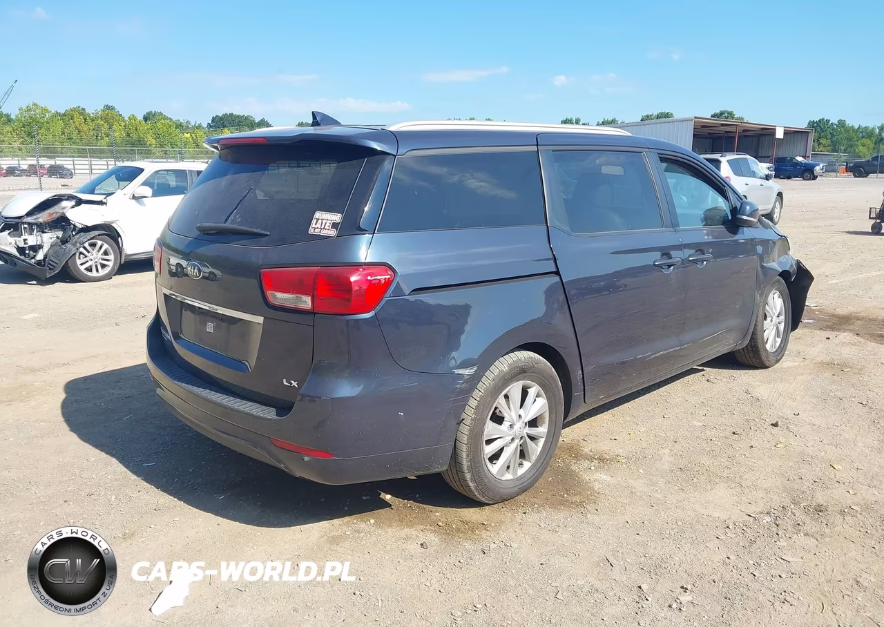 2015 Kia Sedona Lx VIN:KNDMB5C11F6075437 - 4