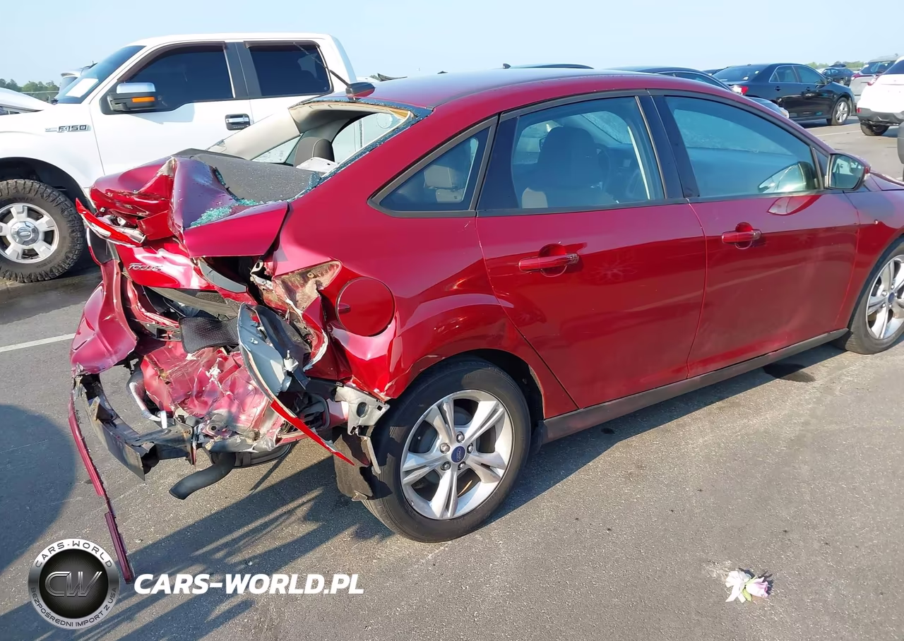 2014 Ford Focus Se VIN:1FADP3F29EL192019 - 4