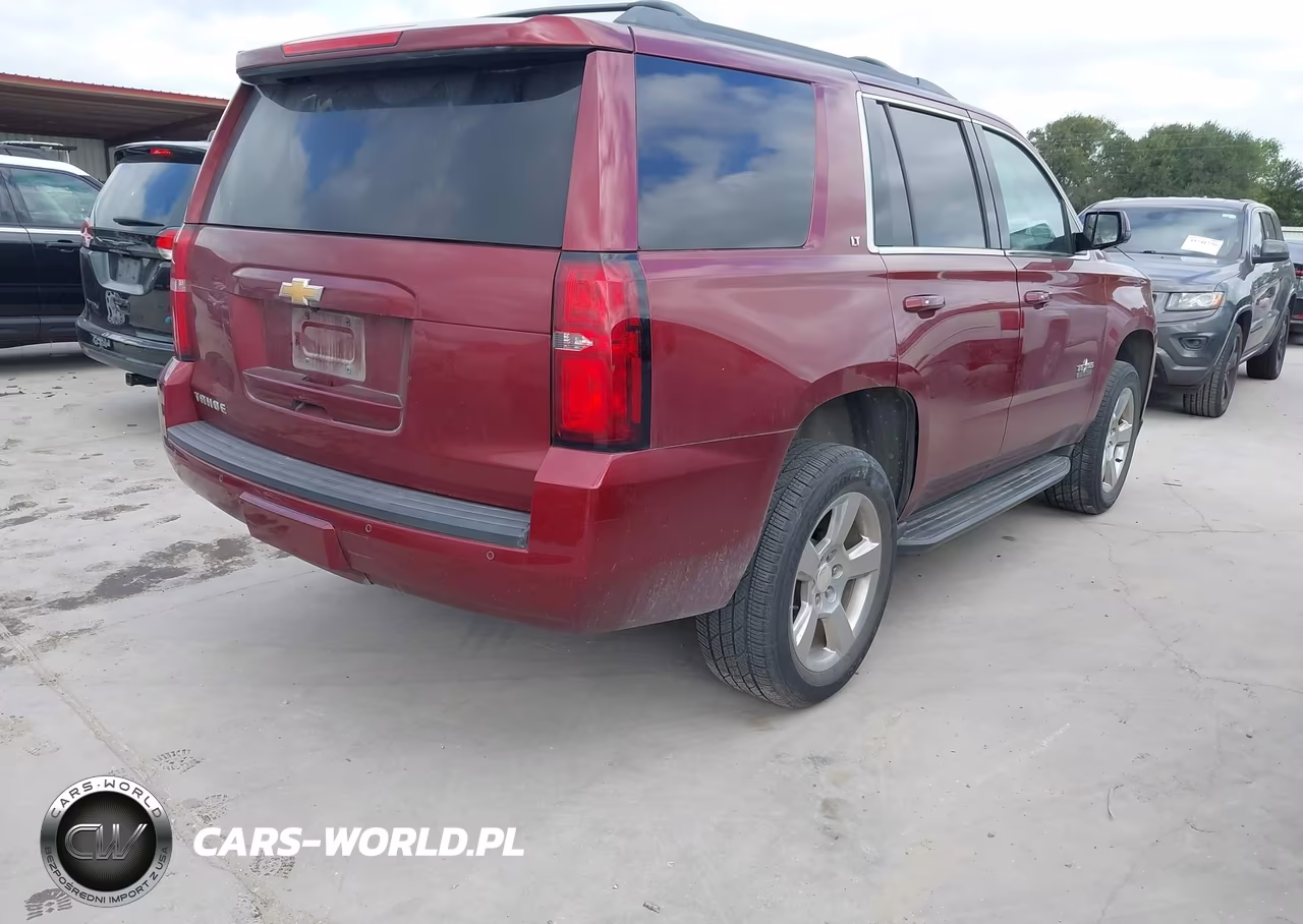 2017 Chevrolet Tahoe Lt VIN:1GNSCBKC1HR402773 - 4