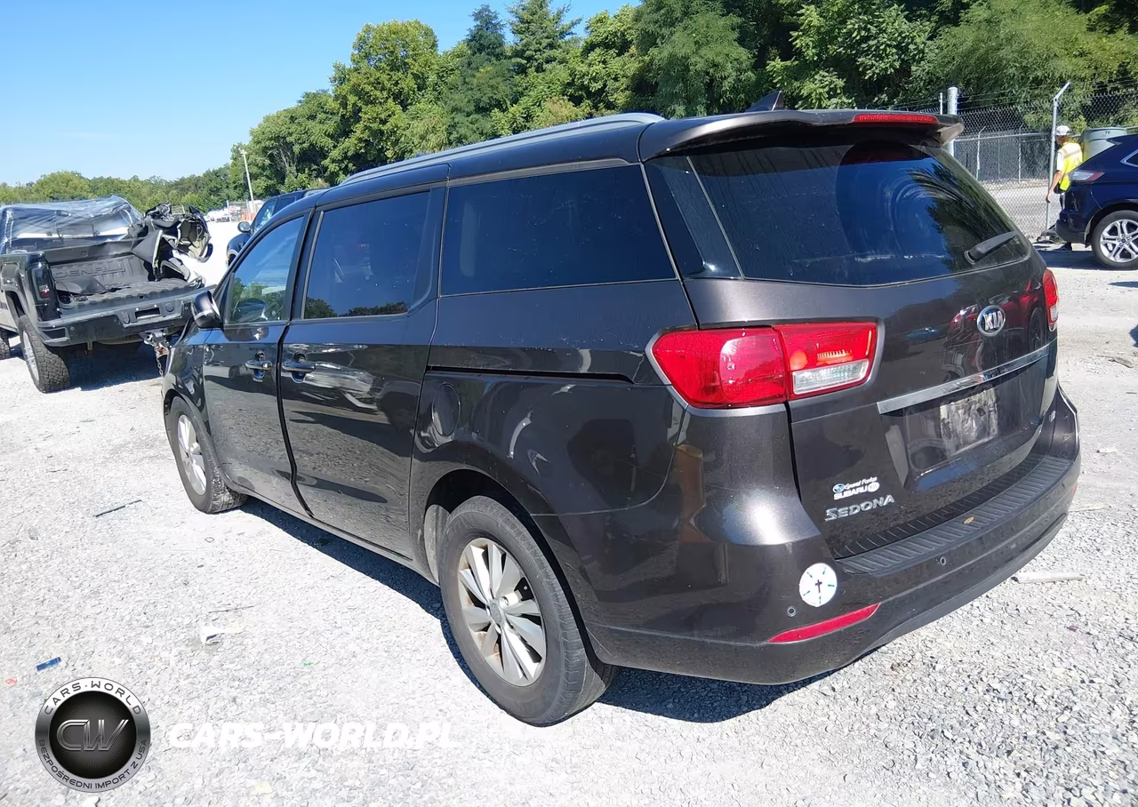 2017 Kia Sedona Lx VIN:KNDMB5C12H6314271 - 3