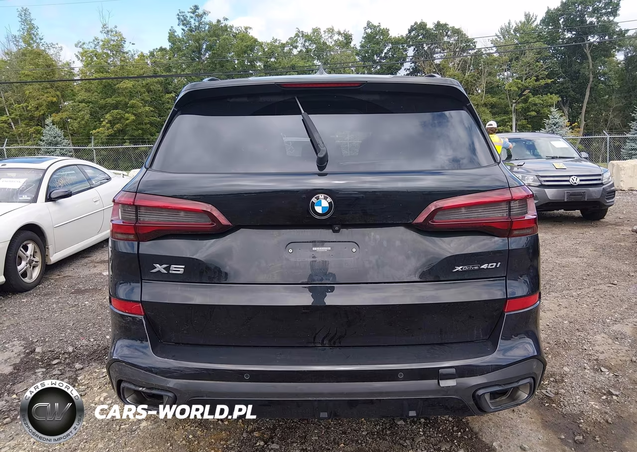 2021 BMW X5 xDrive40I VIN:5UXCR6C00M9E15016 - 17