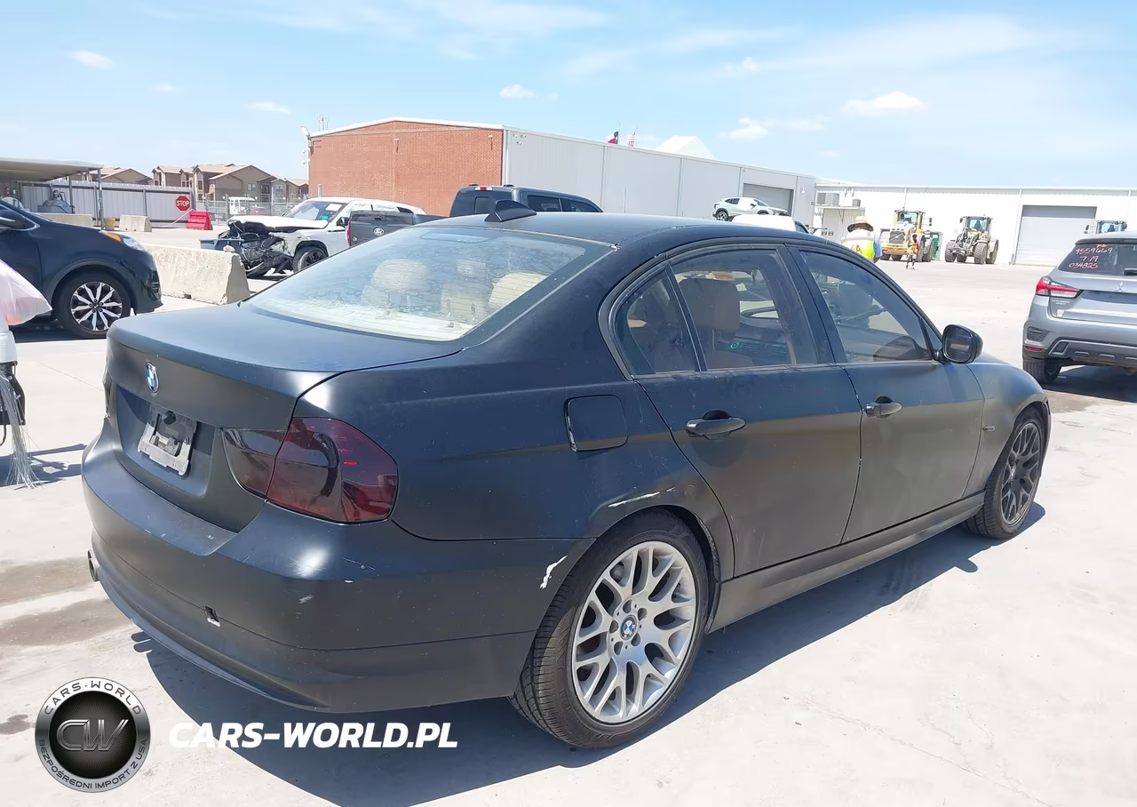 2009 BMW 328I VIN:WBAPH77529NM45015 - 4