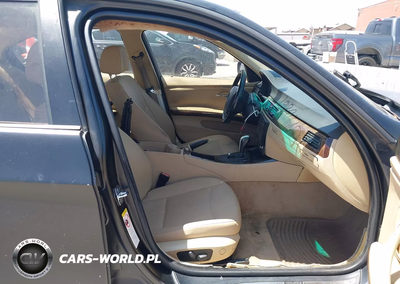 2009 BMW 328I VIN:WBAPH77529NM45015 - 5