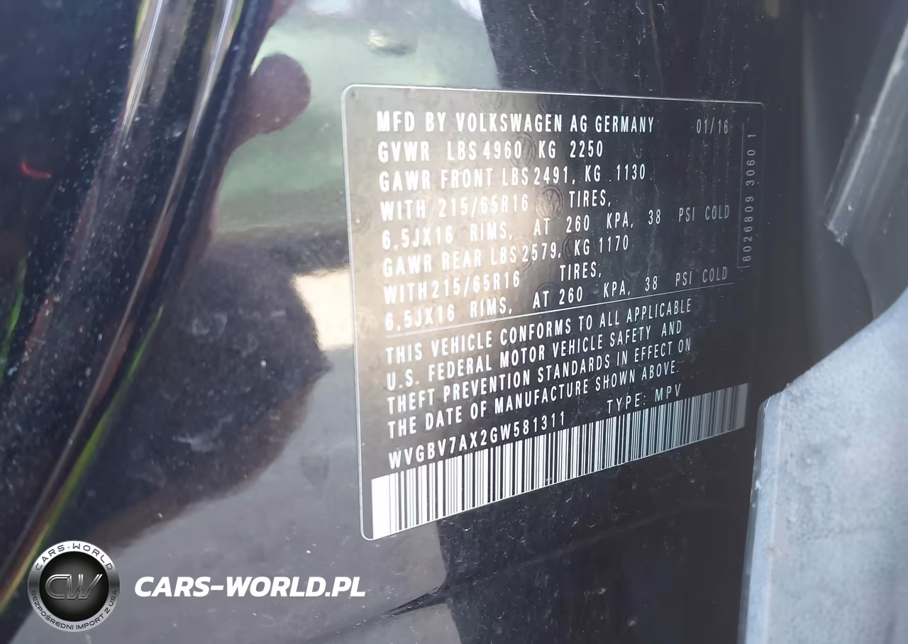 2016 Volkswagen Tiguan S VIN:WVGBV7AX2GW581311 - 9