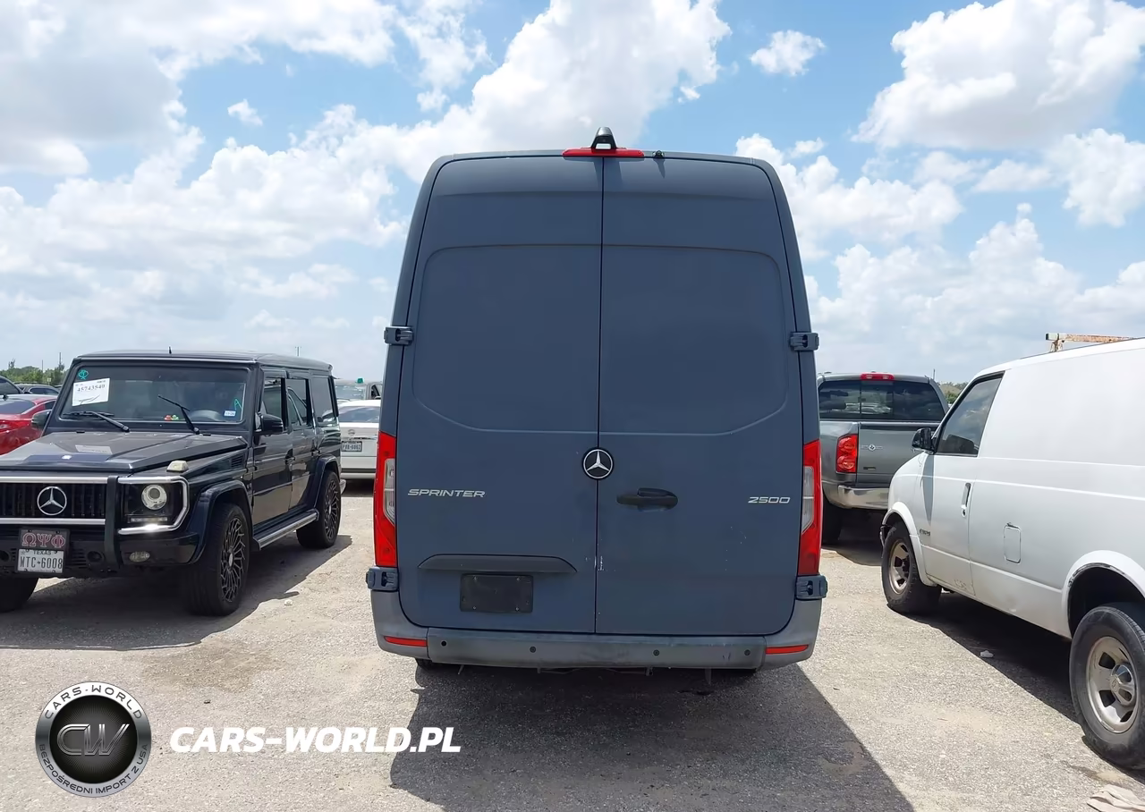 2019 Mercedes-Benz Sprinter 2500 High Roof V6 VIN:WD4PF1CD2KP152234 - 16