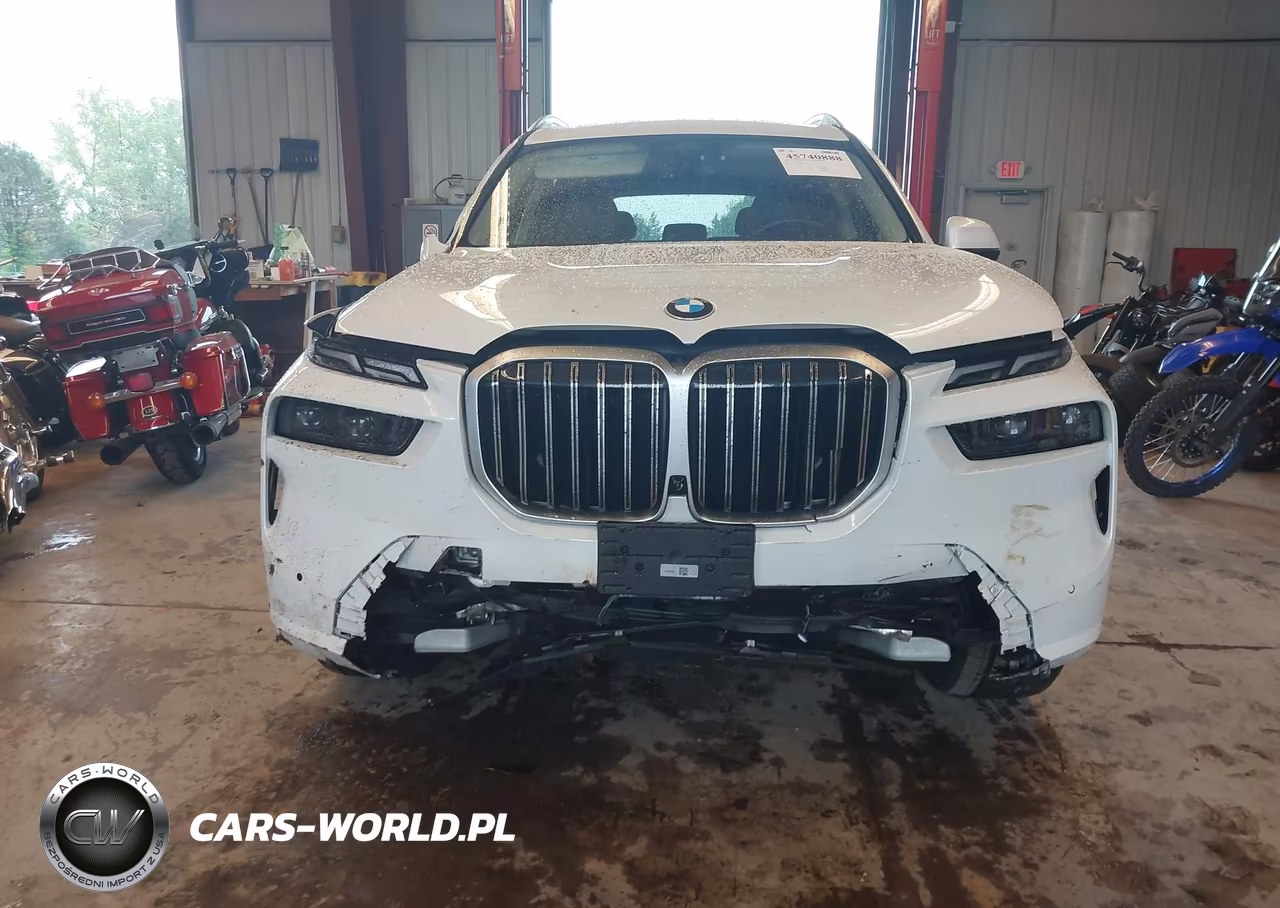 2023 BMW X7 xDrive40I VIN:5UX23EM03P9R65527 - 12