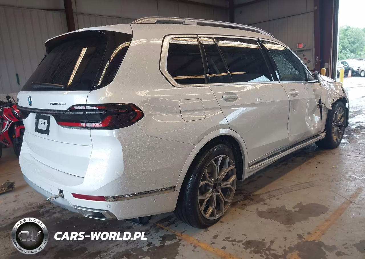 2023 BMW X7 xDrive40I VIN:5UX23EM03P9R65527 - 4