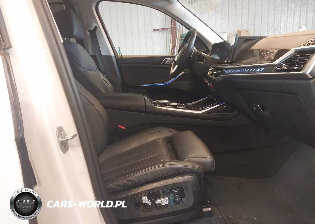 2023 BMW X7 xDrive40I VIN:5UX23EM03P9R65527 - 5