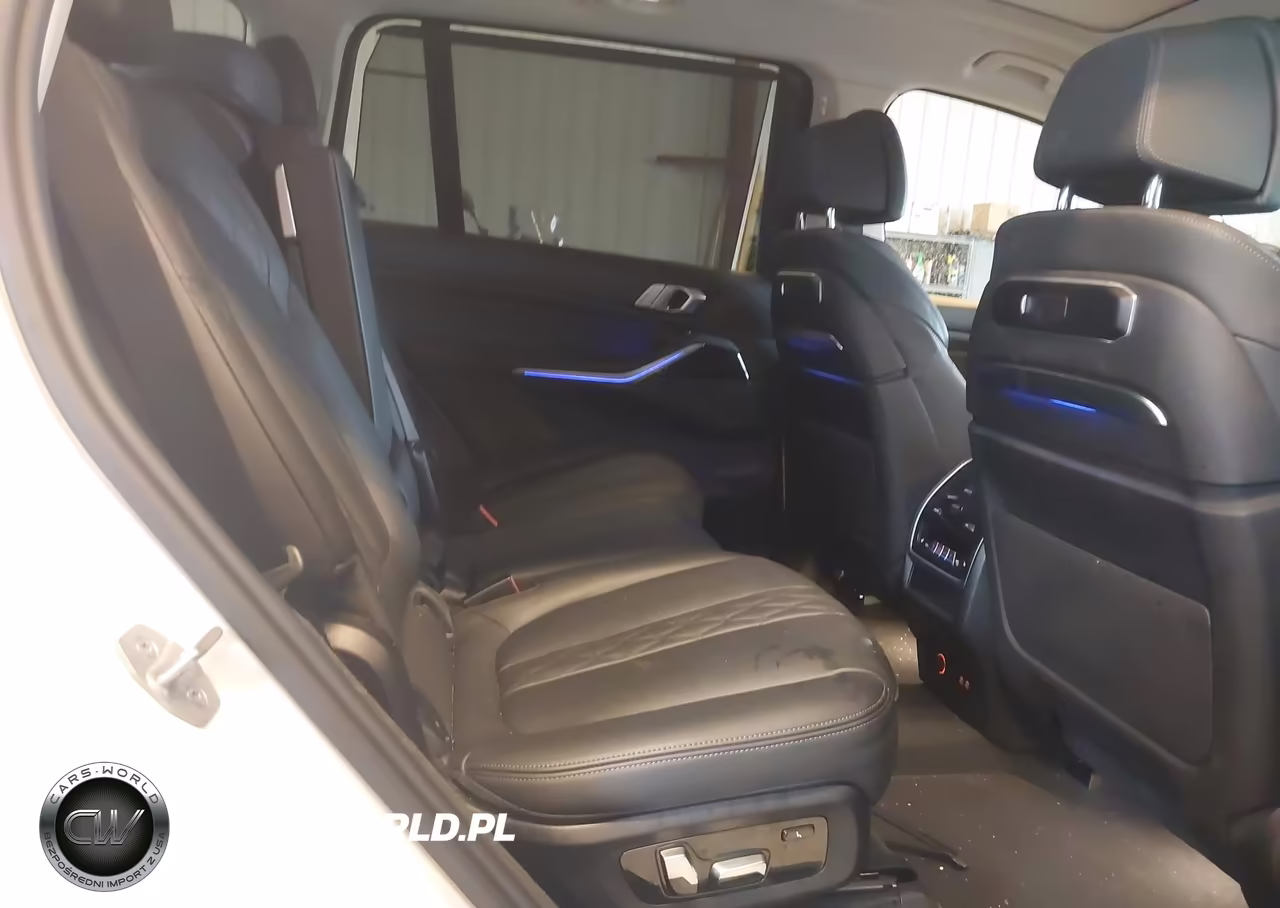 2023 BMW X7 xDrive40I VIN:5UX23EM03P9R65527 - 8