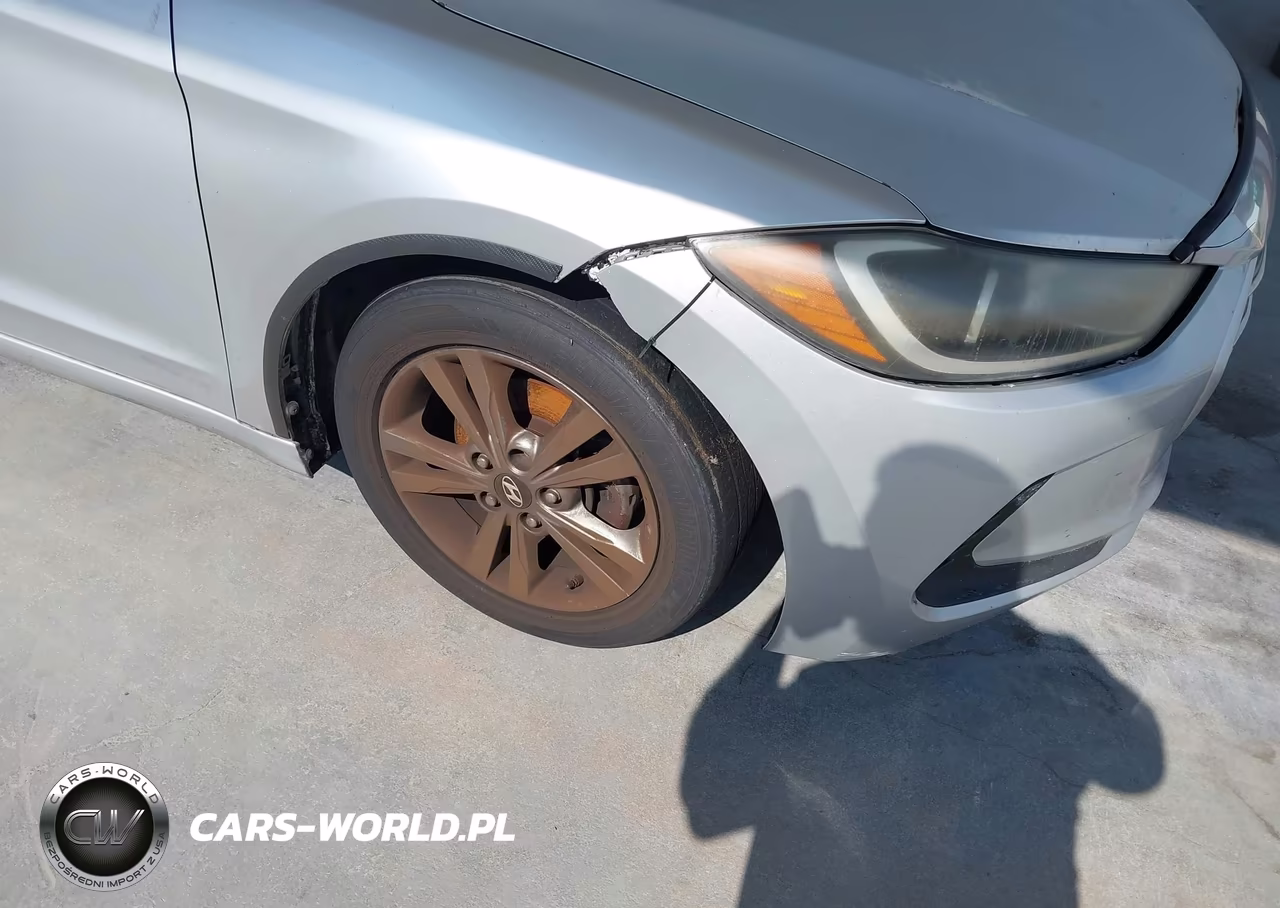 2018 Hyundai Elantra Sel VIN:5NPD84LF7JH335357 - 19