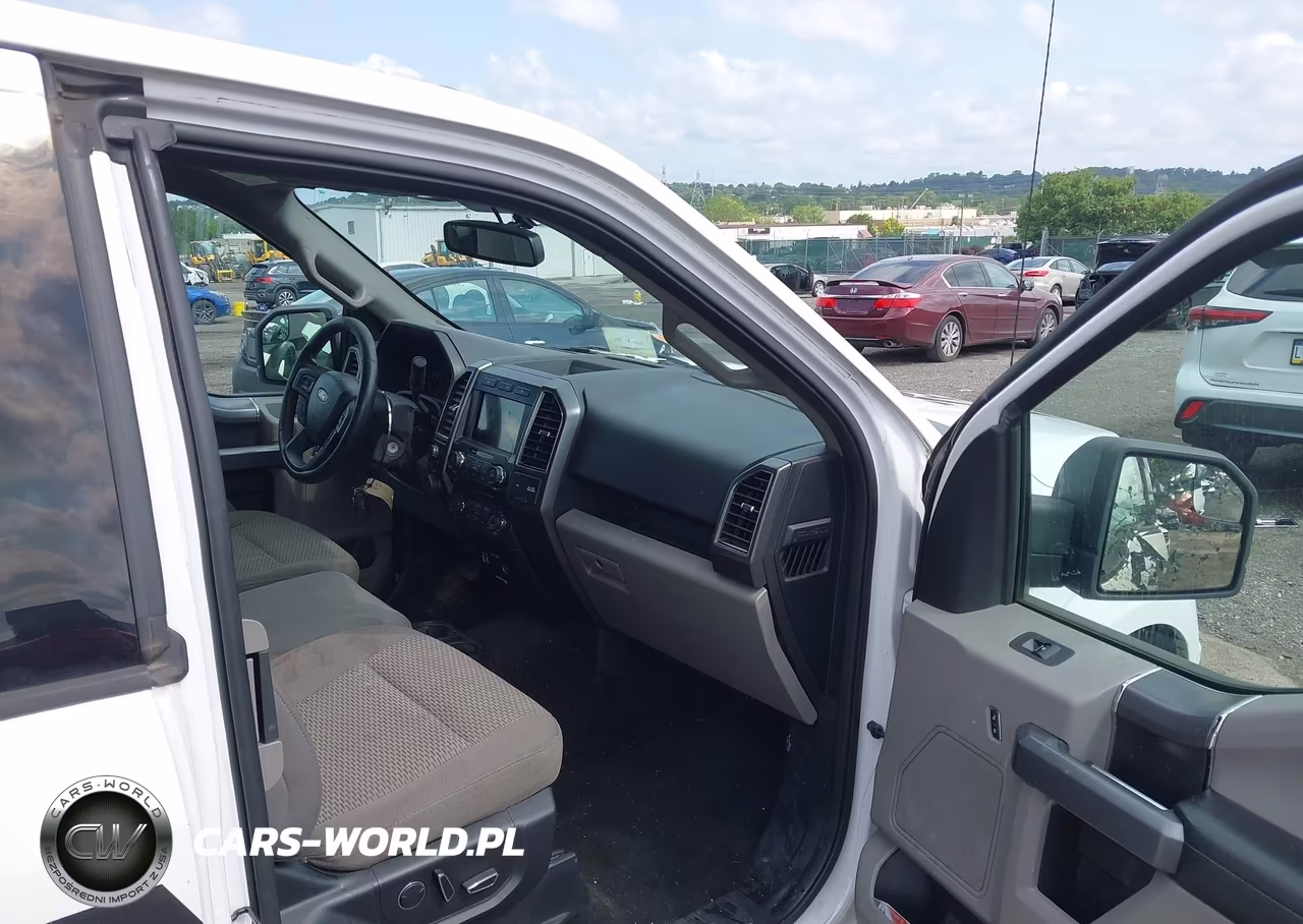 2018 Ford F-150 Xlt VIN:1FTFX1E52JKC43895 - 5