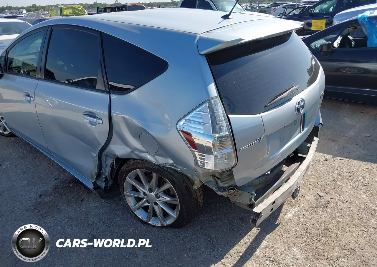 2012 Toyota Prius V Two VIN:JTDZN3EU2C3072147 - 6