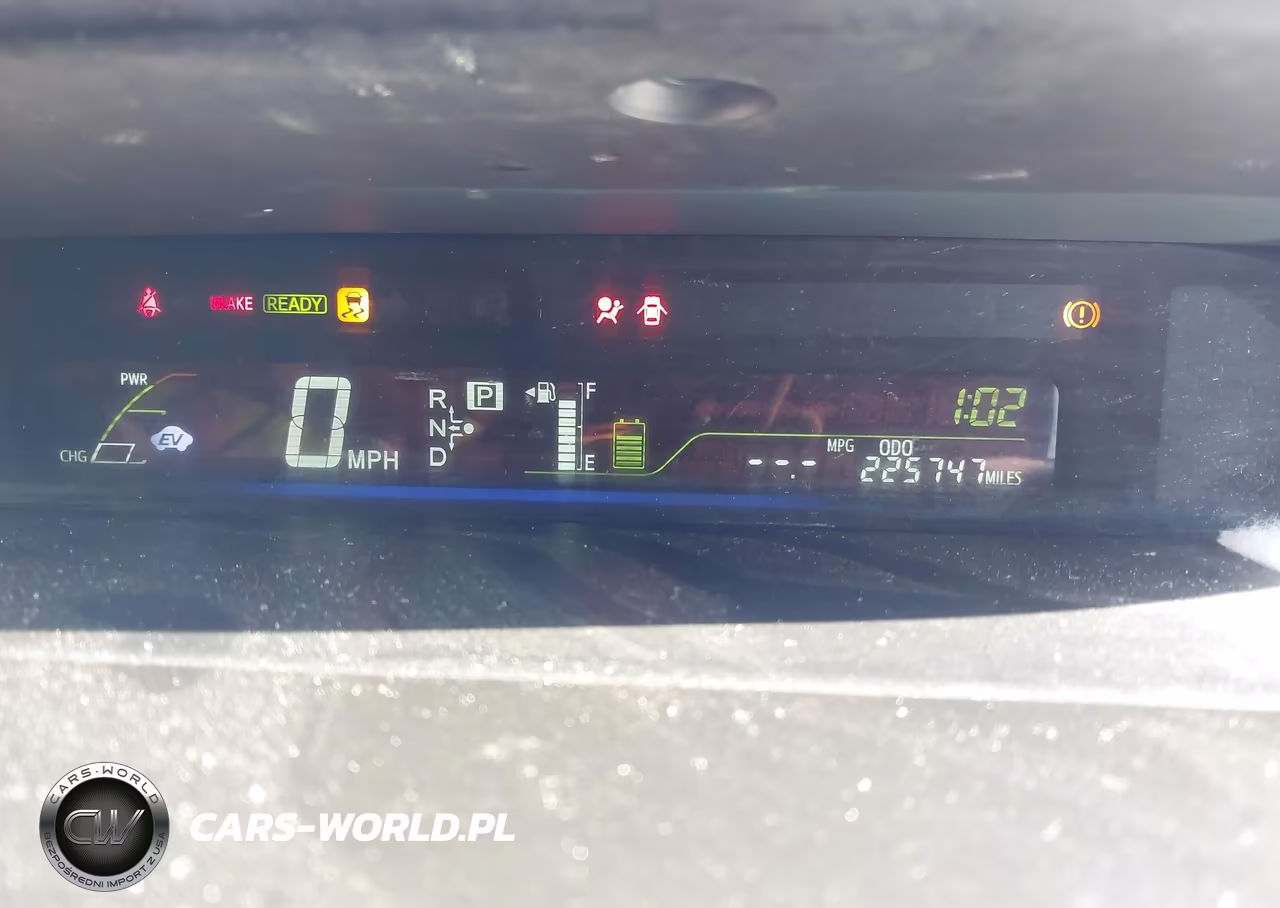 2012 Toyota Prius V Two VIN:JTDZN3EU2C3072147 - 7