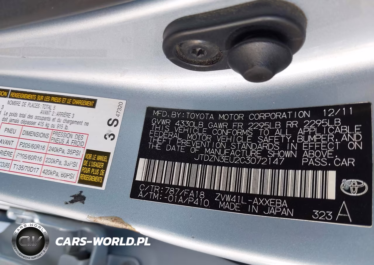 2012 Toyota Prius V Two VIN:JTDZN3EU2C3072147 - 9