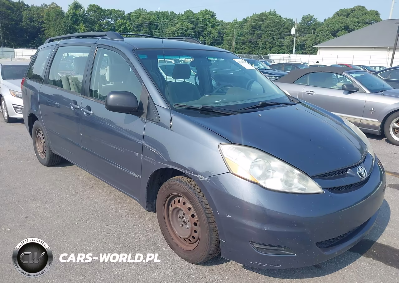2008 Toyota Sienna Ce – zdjęcie 1 z 11