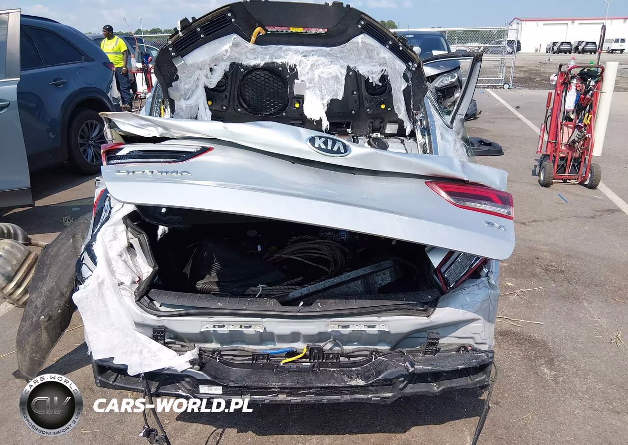 2019 Kia Optima Ex VIN:5XXGU4L14KG356080 - 16