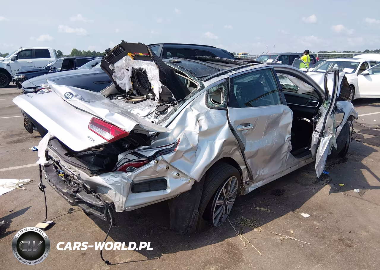 2019 Kia Optima Ex VIN:5XXGU4L14KG356080 - 4