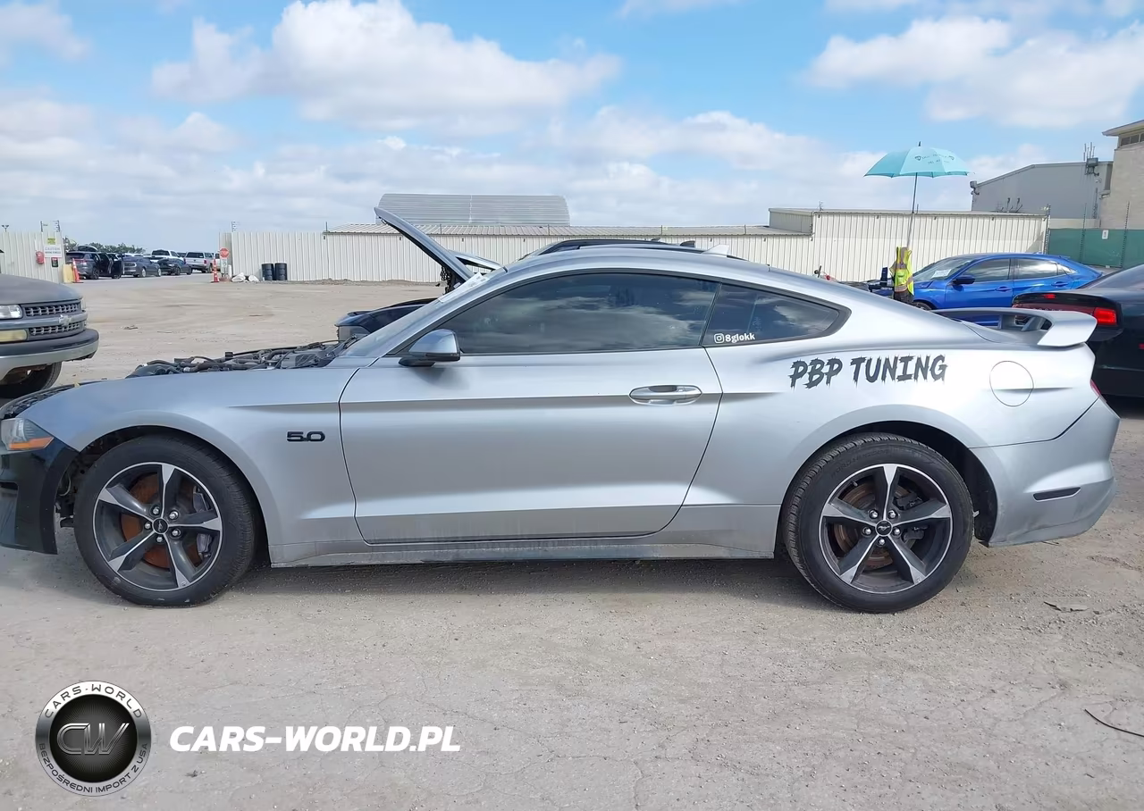 2020 Ford Mustang Gt Premium Fastback VIN:1FA6P8CF1L5162818 - 14