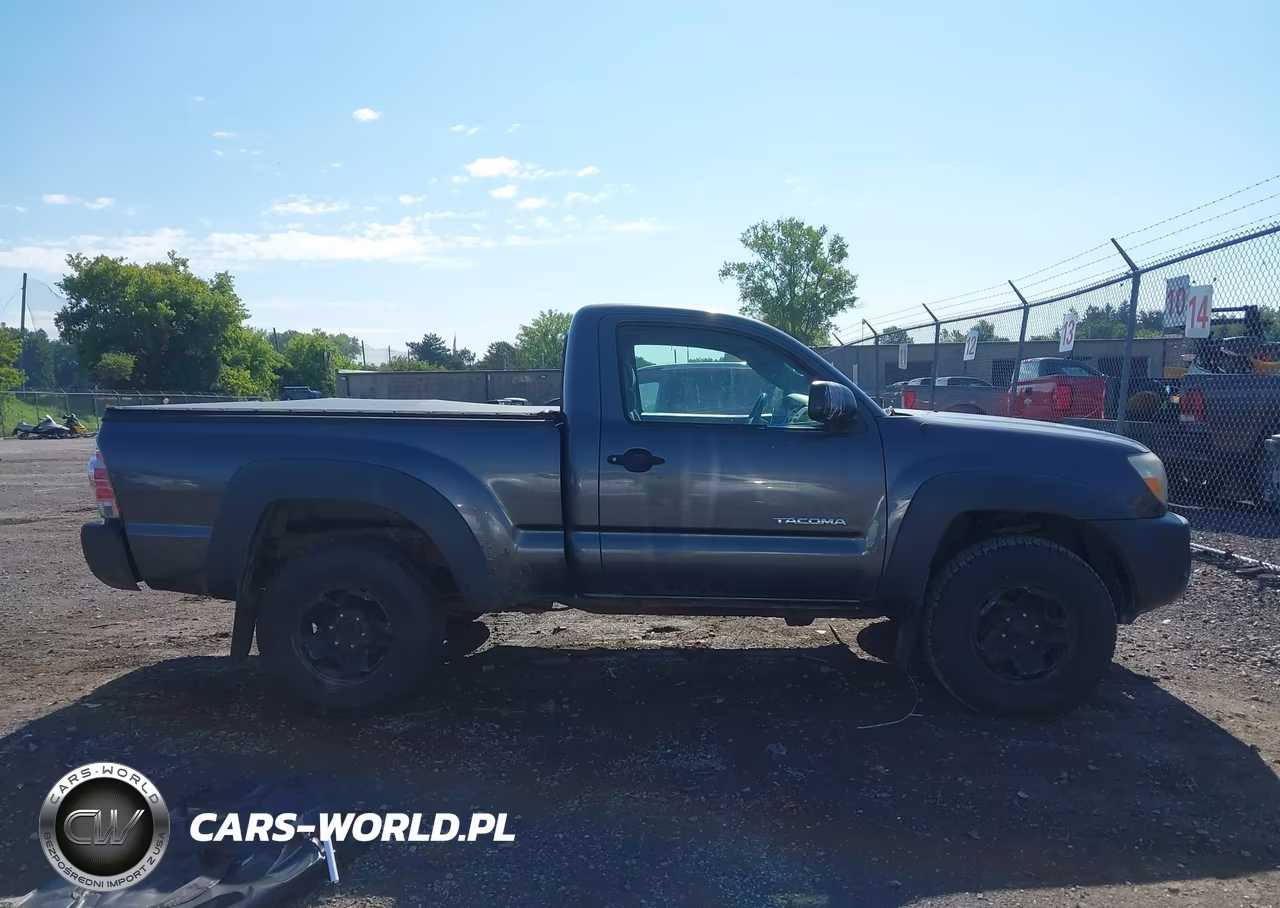 2010 Toyota Tacoma VIN:5TEPX4EN3AZ680810 - 13