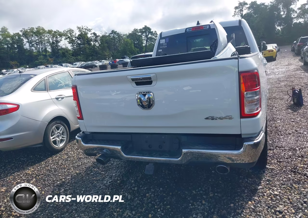 2020 Ram 1500 VIN:1C6SRFBT3LN218019 - 16