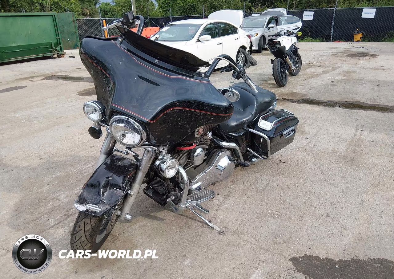 2001 Harley-Davidson Flhtcui VIN:1HD1FCW1X1Y657877 - 2