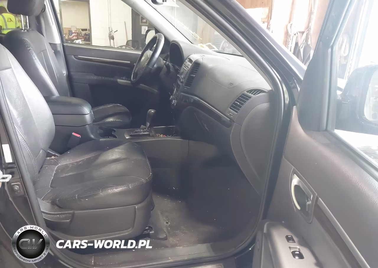 2011 Hyundai Santa Fe Limited V6 VIN:5XYZKDAG3BG086308 - 5