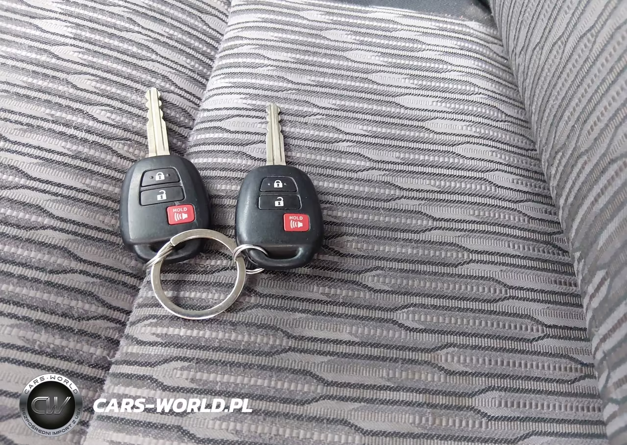 2018 Toyota Tundra Sr 5.7L V8 VIN:5TFRY5F14JX236074 - 11