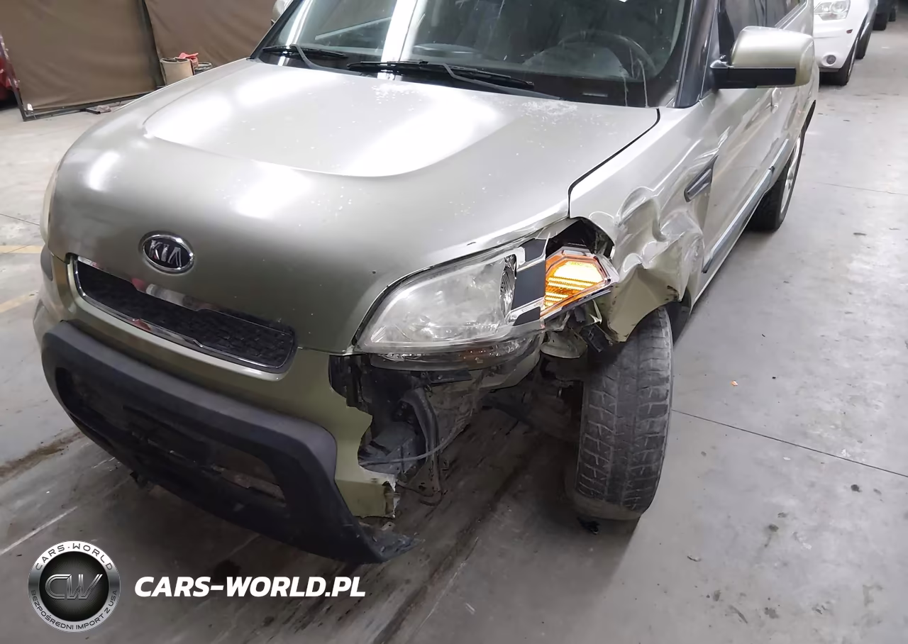 2010 Kia Soul + VIN:KNDJT2A2XA7167871 - 6