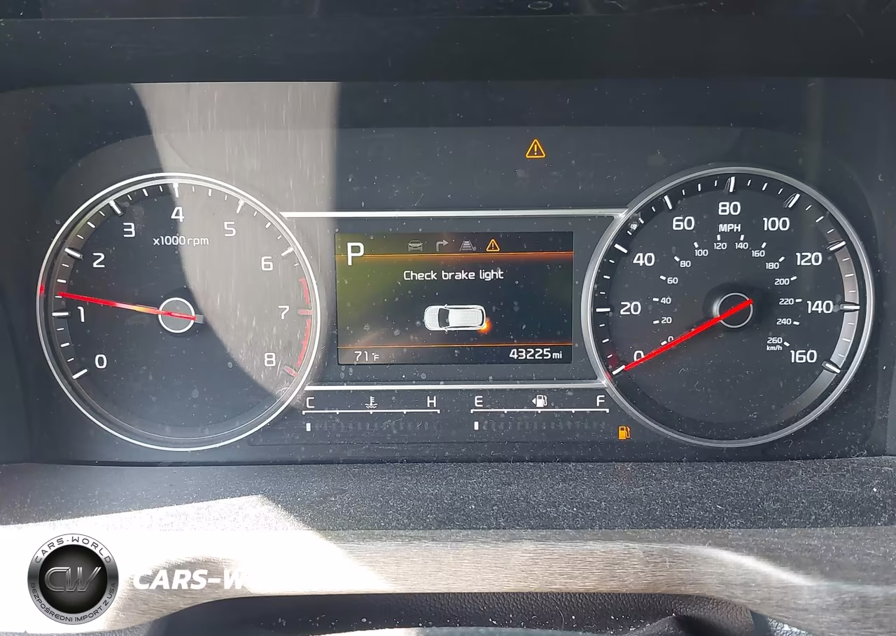 2023 Kia Sorento X-Line S VIN:5XYRLDLC3PG237923 - 7