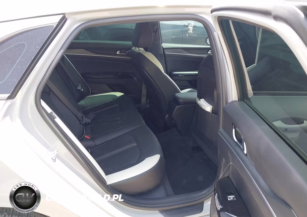 2025 Kia K5 Gt-Line VIN:KNAG64J78S5317222 - 8